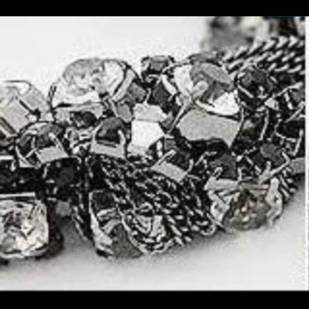 Crystal Torsade - Picture 3 of 3